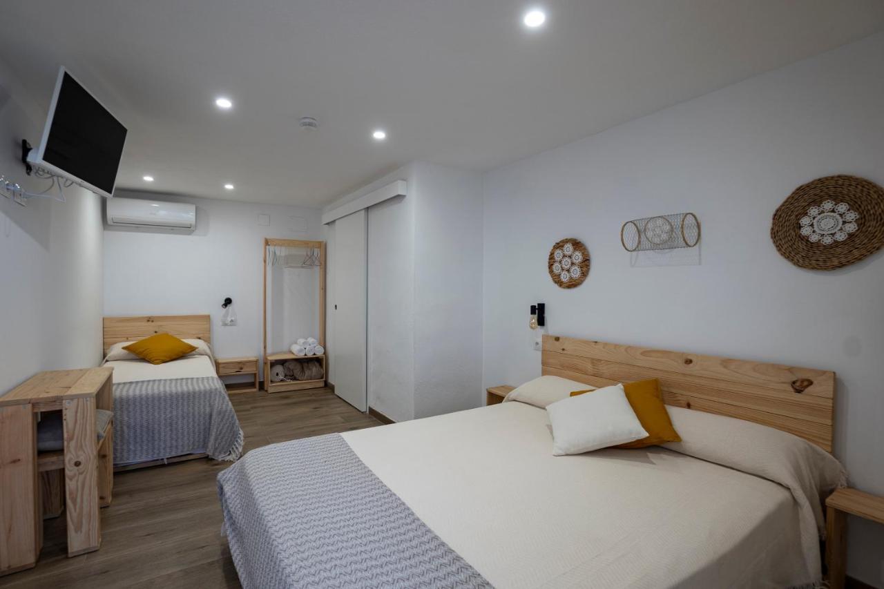 Cal Xot Guest House El Poblenou del Delta Exterior photo